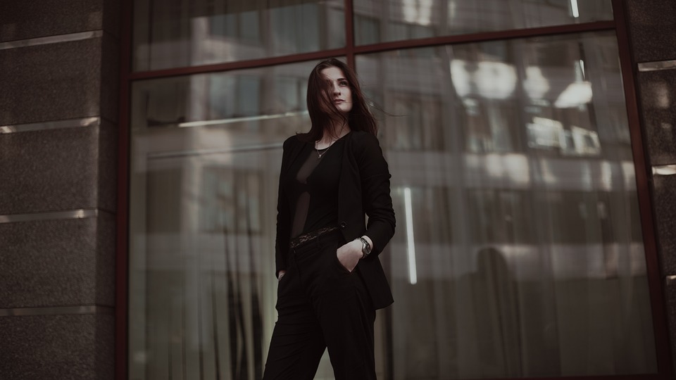 D’où Vient la Mode des Pantalons pour les Femmes ?
