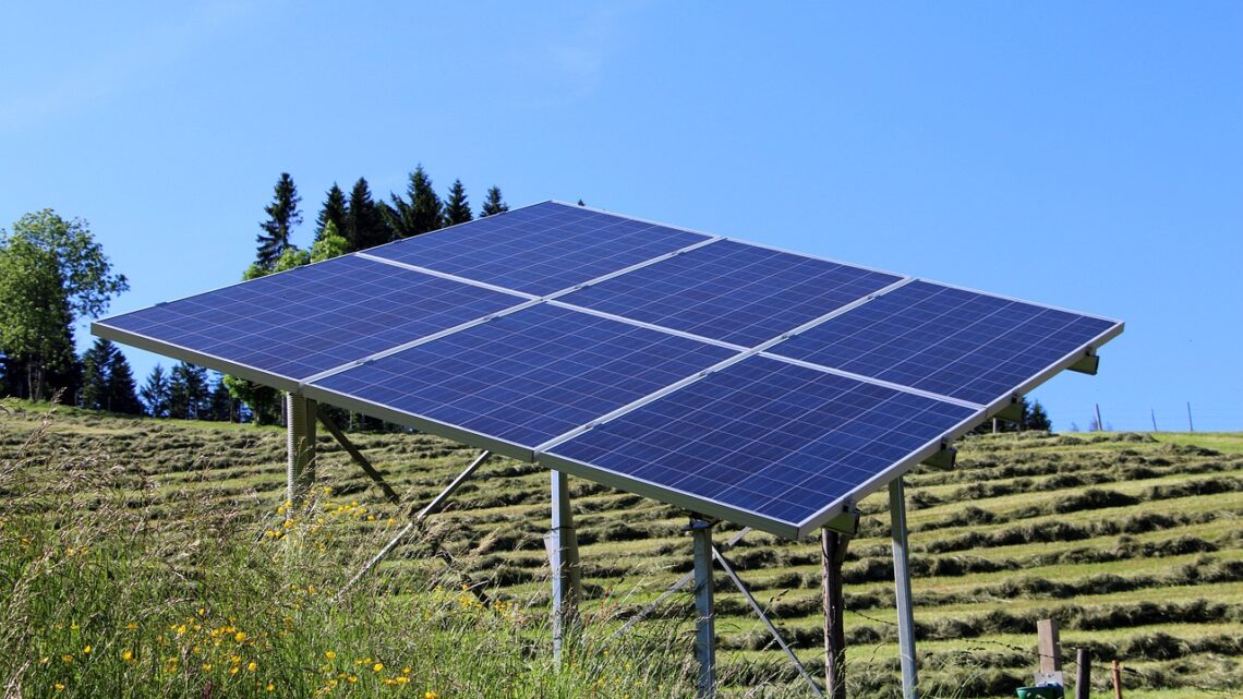 Les avantages et les inconvénients des panneaux solaires pour une Tiny House